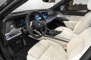 BMW i7 60 M-Sport Individual Theatre sedan - Foto 11