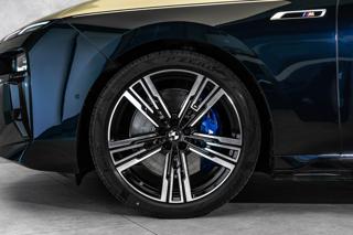BMW i7 60 M-Sport Individual Theatre sedan - Foto 2
