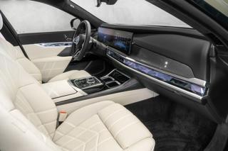 BMW i7 60 M-Sport Individual Theatre sedan - Foto 12
