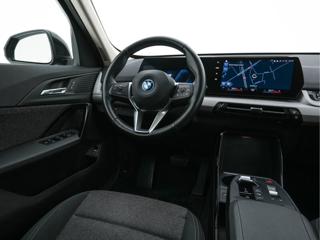 BMW iX1 xDrive30 65 kWh 4×4 SUV - Foto 7