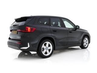 BMW iX1 xDrive30 65 kWh 4×4 SUV - Foto 2