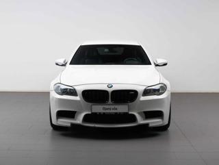 BMW M5 2012, 4395 ccm, 412 kW, benzin sedan