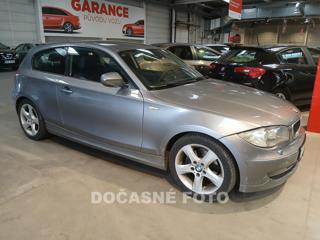 BMW Řada 1 2.0 D hatchback
