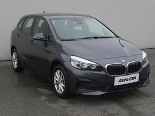 BMW Řada 2 1.5 i, ČR hatchback