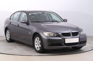 BMW Řada 3 320 i 110kW hatchback