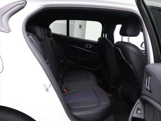 BMW Řada 1 2,0 120da 140kW M-paket hatchback - Foto 13