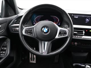 BMW Řada 1 2,0 120da 140kW M-paket hatchback - Foto 15