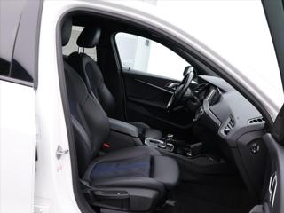 BMW Řada 1 2,0 120da 140kW M-paket hatchback - Foto 12