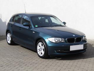 BMW Řada 1 2.0d, Serv.kniha hatchback