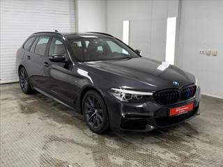 BMW Řada 5 3,0 530d xDrive M Paket DPH AT kombi