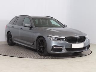 BMW Řada 5 530d xDrive 195kW kombi