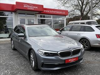 BMW Řada 5 3,0 530d xDrive AT Touring kombi