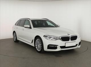 BMW Řada 5 530d xDrive 195kW kombi