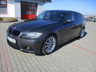 BMW Řada 3 2,0 d 120kw Touring M-Paket Xe kombi