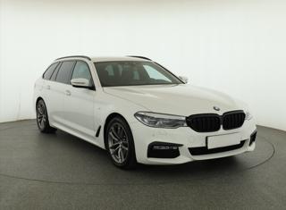 BMW Řada 5 530d xDrive 195kW kombi