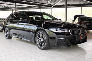 BMW Řada 5 530d Touring xDrive M Sport / LASER kombi