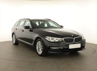 BMW Řada 5 520d xDrive 140kW kombi