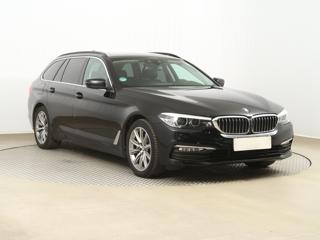 BMW Řada 5 530d 195kW kombi