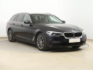 BMW Řada 5 530d xDrive 195kW kombi