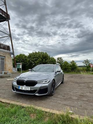 BMW Řada 5 2,0   530i 185kw kombi