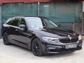 BMW Řada 5 3,0 d SportLine Adaptive LED kombi
