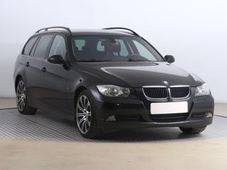 BMW Řada 3 320 i 125kW kombi