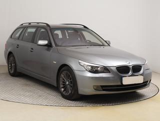 BMW Řada 5 530xi 190kW kombi