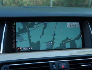 BMW Řada 5 530d xDrive 190kW kombi - Foto 26