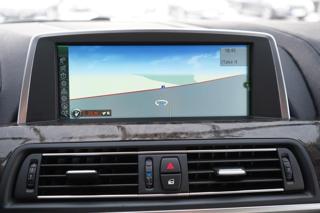BMW Řada 6 650i xDrive, cabrio, 405PS kabriolet - Foto 46