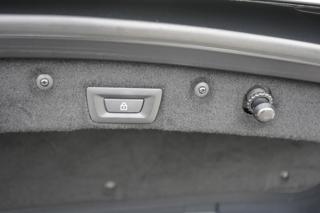 BMW Řada 6 650i xDrive, cabrio, 405PS kabriolet - Foto 26