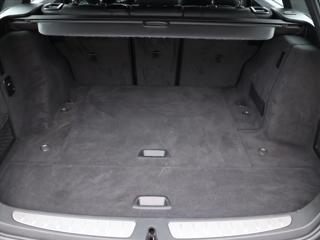 BMW Řada 3 3,0 330d xDrive 190kW M-paket kombi - Foto 10