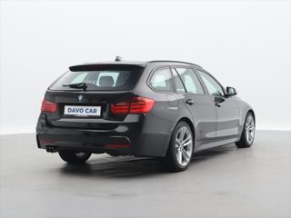 BMW Řada 3 3,0 330d xDrive 190kW M-paket kombi - Foto 7