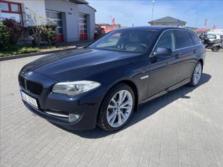 BMW Řada 5 3,0 d 180kw Manuál Luxury 2maj po rozvodech kombi