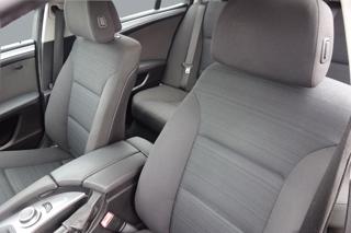 BMW Řada 5 530d PĚKNÝ !!! SERV.KNIHA ! kombi - Foto 3