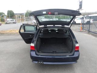 BMW Řada 5 530d PĚKNÝ !!! SERV.KNIHA ! kombi - Foto 19