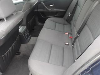 BMW Řada 5 530d PĚKNÝ !!! SERV.KNIHA ! kombi - Foto 32