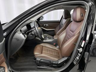 BMW Řada 3 320d xDrive LUXURY LINE, PANORAMA, ACC, KAMERA kombi - Foto 10