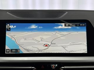 BMW Řada 3 320d xDrive LUXURY LINE, PANORAMA, ACC, KAMERA kombi - Foto 13