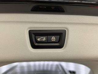 BMW Řada 3 320d xDrive LUXURY LINE, PANORAMA, ACC, KAMERA kombi - Foto 29