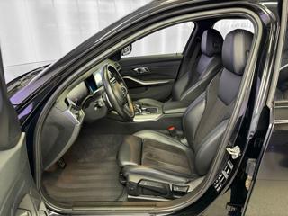 BMW Řada 3 320d xDrive M-PAKET, ALCANTARA, ACC, LED, TAŽNÉ kombi - Foto 10