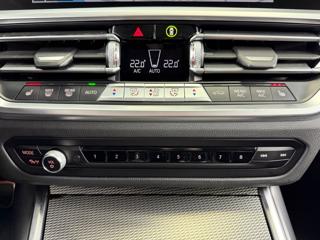 BMW Řada 3 320d xDrive M-PAKET, ALCANTARA, ACC, LED, TAŽNÉ kombi - Foto 22