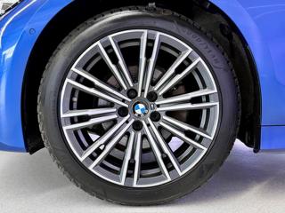 BMW Řada 3 320d xDrive M-SPORT, LED, WEBASTO, EL. TAŽNÉ kombi - Foto 8