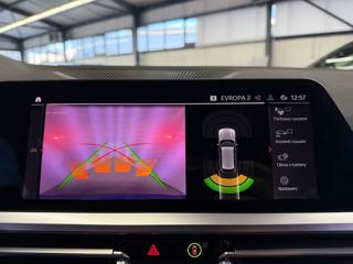 BMW Řada 3 320d xDrive M-SPORT, LED, WEBASTO, EL. TAŽNÉ kombi - Foto 14
