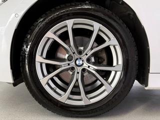 BMW Řada 3 320d xDrive AT LUXURY LINE, PANORAMA, EL. TAŽNÉ kombi - Foto 8