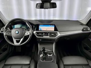 BMW Řada 3 320d xDrive AT LUXURY LINE, PANORAMA, EL. TAŽNÉ kombi - Foto 9