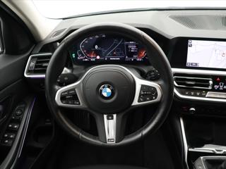 BMW Řada 3 2,0 320d 140kW CZ DPH Touring kombi - Foto 18