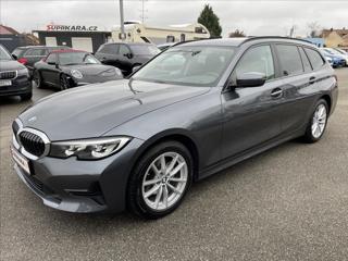 BMW Řada 3 2,0 320d xDrive LED*Navi*Live Cockpit*EL.Kufr*Plná servisní historie! Po servise! kombi