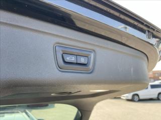 BMW Řada 3 330e xDrive M-Paket Pro*REZERVACE kombi - Foto 61