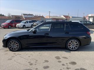 BMW Řada 3 330e xDrive M-Paket Pro*REZERVACE kombi - Foto 71
