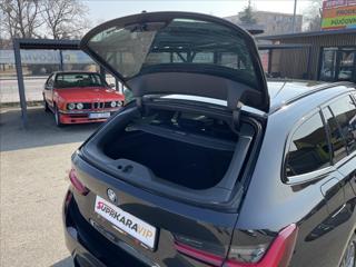 BMW Řada 3 330e xDrive M-Paket Pro*REZERVACE kombi - Foto 58